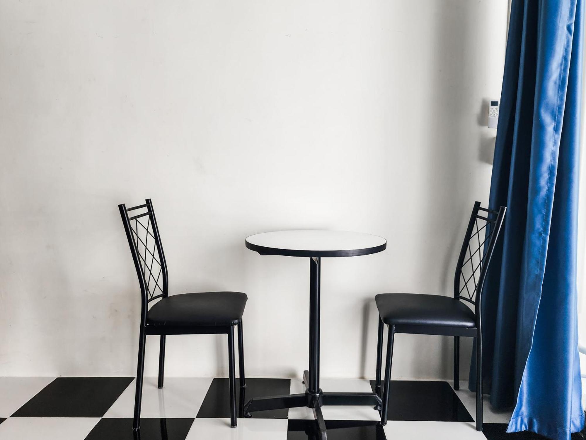 Noir Cafe And Hostel Chinatown 방콕 외부 사진
